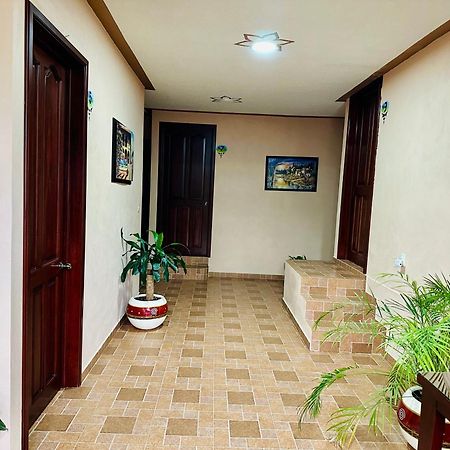 Hotel Monarca Tlalpujahua ภายนอก รูปภาพ