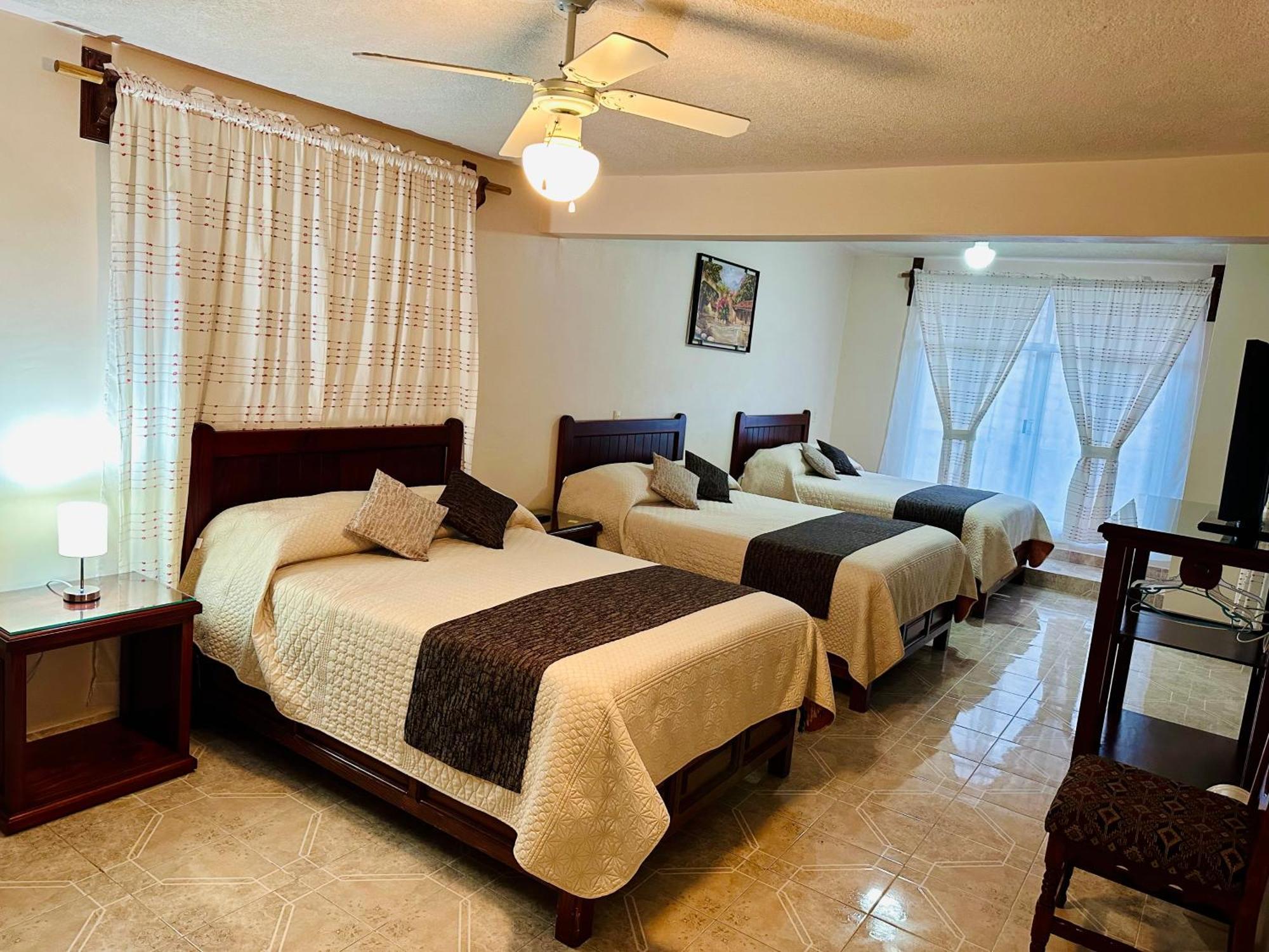 Hotel Monarca Tlalpujahua ภายนอก รูปภาพ
