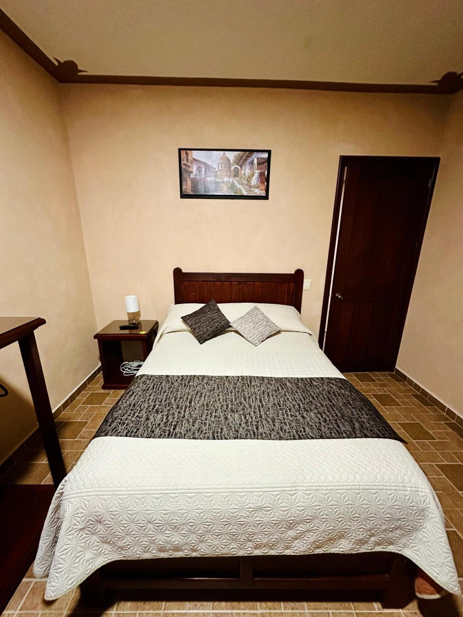 Hotel Monarca Tlalpujahua ภายนอก รูปภาพ