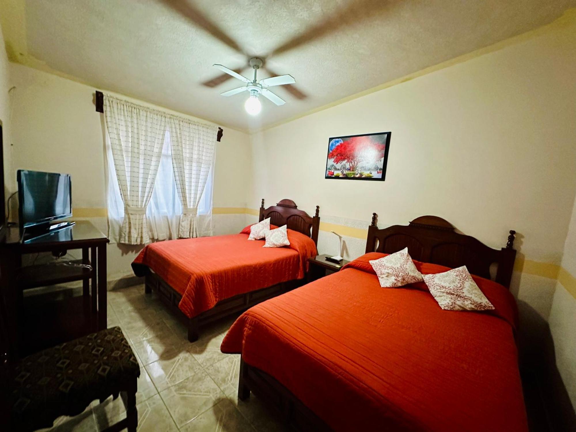 Hotel Monarca Tlalpujahua ภายนอก รูปภาพ